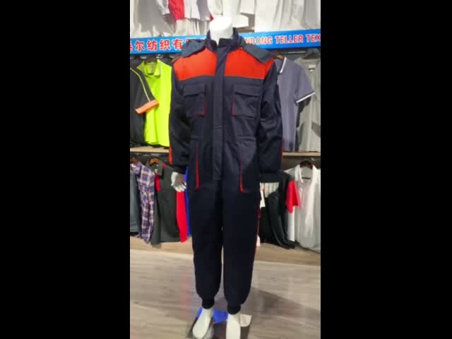 320GSMあや織り3/1キルトにされた仕事のつなぎ服の防火効力のある反空電
